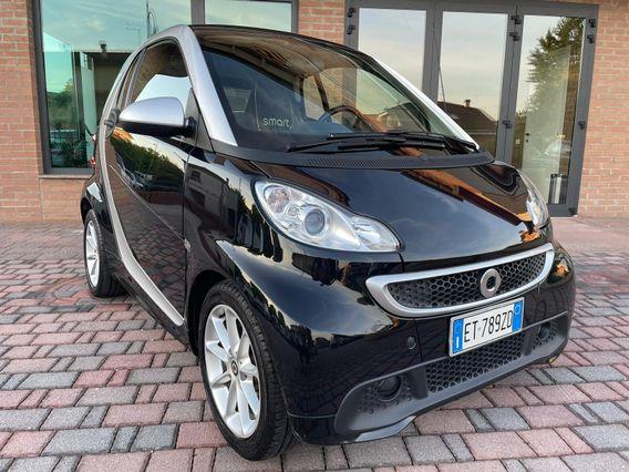 Smart ForTwo 1000 52 kW MHD coupé pure
