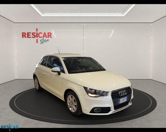 Audi A1 I 2010 3p A1 1.2 tfsi Attraction
