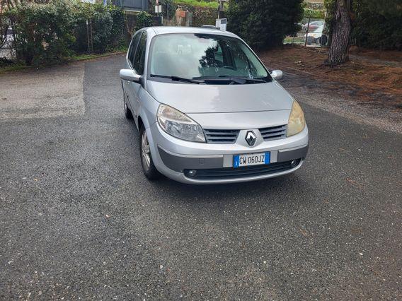 Renault Scenic Grand Scénic 1.9 dCi Luxe Dynamique