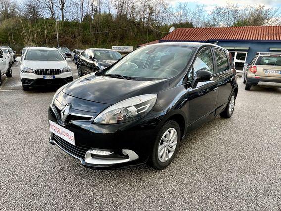 Renault Scenic Sc&eacute;nic XMod 1.5 dCi 110CV Limited