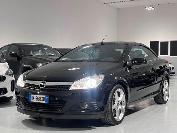 Opel Astra TwinTop 1.6 T 16V Cosmo 180CV