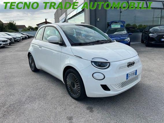 FIAT 500e Action Berlina 23,65 kWh