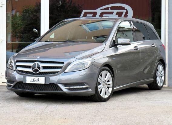 Mercedes-benz B 180 BlueEFFICIENCY Premium | Benzina