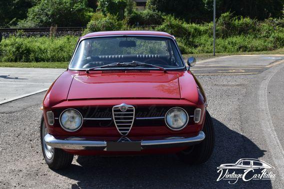 Alfa Romeo GT 1300 Junior
