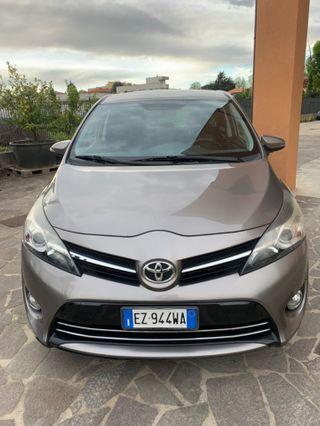 Toyota Verso 1.6 D-4D Style