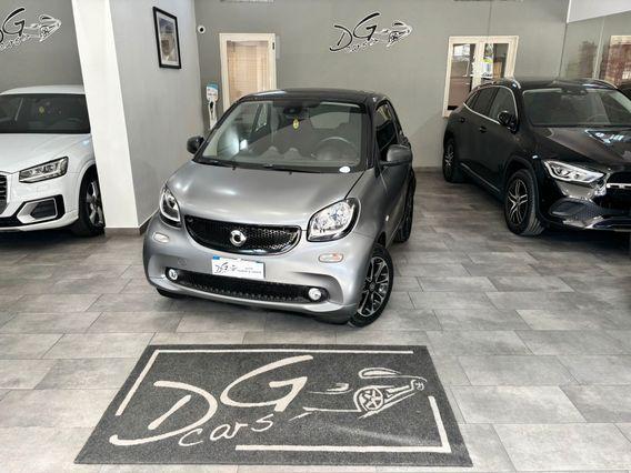 SMART FORTWO COUPE' TWINAMIC PASSION TETTO-LED