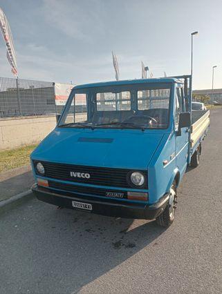 Iveco FIAT 35 F 8