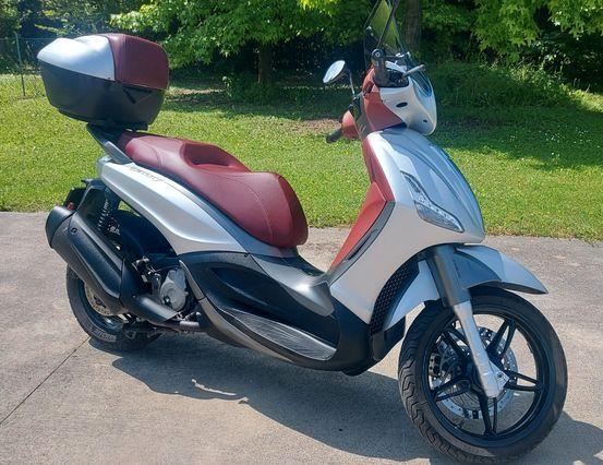 Piaggio Beverly 350 - Sport Touring - ABS