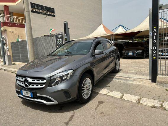 Mercedes GLA 180d Automatic Business - 2018