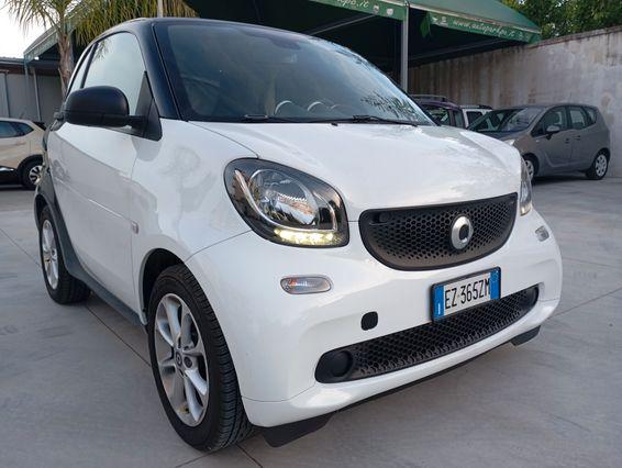 Smart ForTwo 1.0 70CV Youngster Aut.