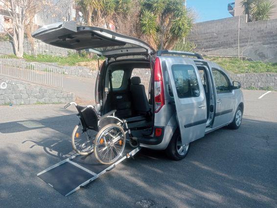 Renault Kangoo Pianale ribassato con rampa disabili in carrozzina