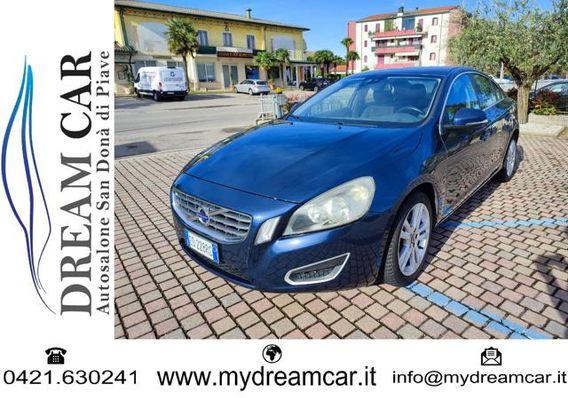 VOLVO S60 D3 Geartronic Momentum
