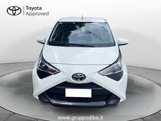 Toyota Aygo II 2018 5p 5p 1.0 x-play 72cv