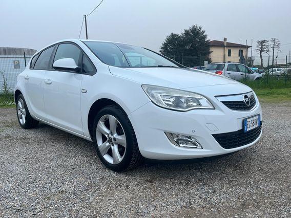 Opel astra berlina 1.4 benzina 139.000 km