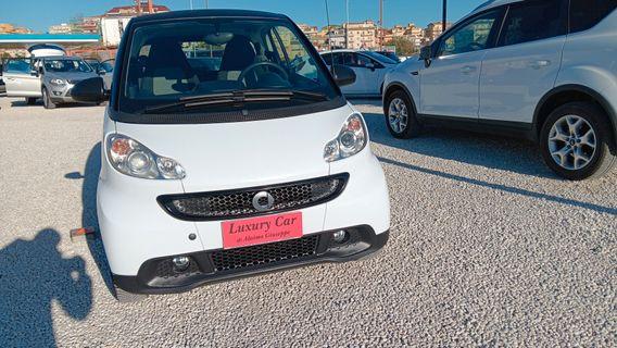 Smart ForTwo 1000 45 kW MHD coupé pure