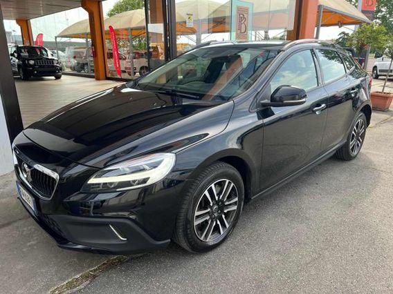 VOLVO V40 Cross Country D2 Geartronic Business Plus