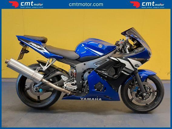 Yamaha YZF R6 - 2004