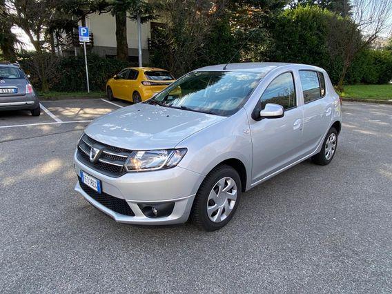 Dacia Sandero 1.2 75CV Neopatentati*Sensori*Navi*Bluetooth*Usb*Aux