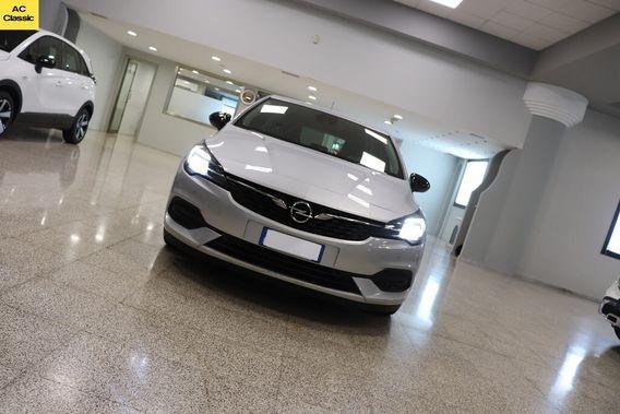 Opel Astra Business Elegance 1.2 Turbo (110 cv)