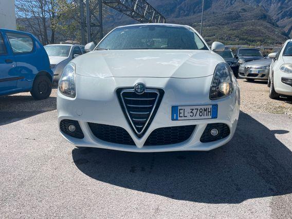 Alfa Romeo Giulietta 1.6 JTDm-2 1Alfa05 CV Distinctive