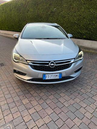 Opel Astra 1.6 CDTi AUTOMATICO