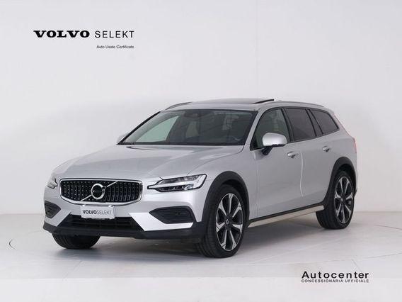 Volvo V60 Cross Country D4 AWD Geartronic Business Pro