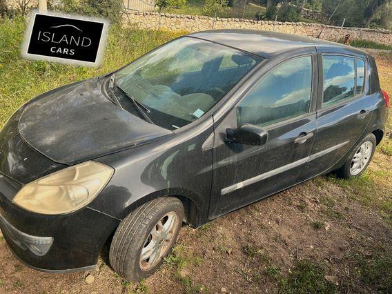 Renault Clio IN PRONTA CONSEGNA