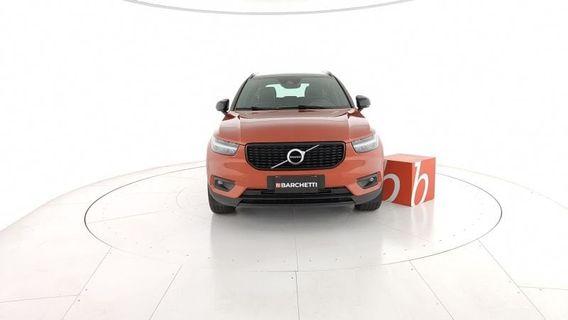 Volvo XC40 (2017----) D4 AWD GEARTRONIC R-DESIGN